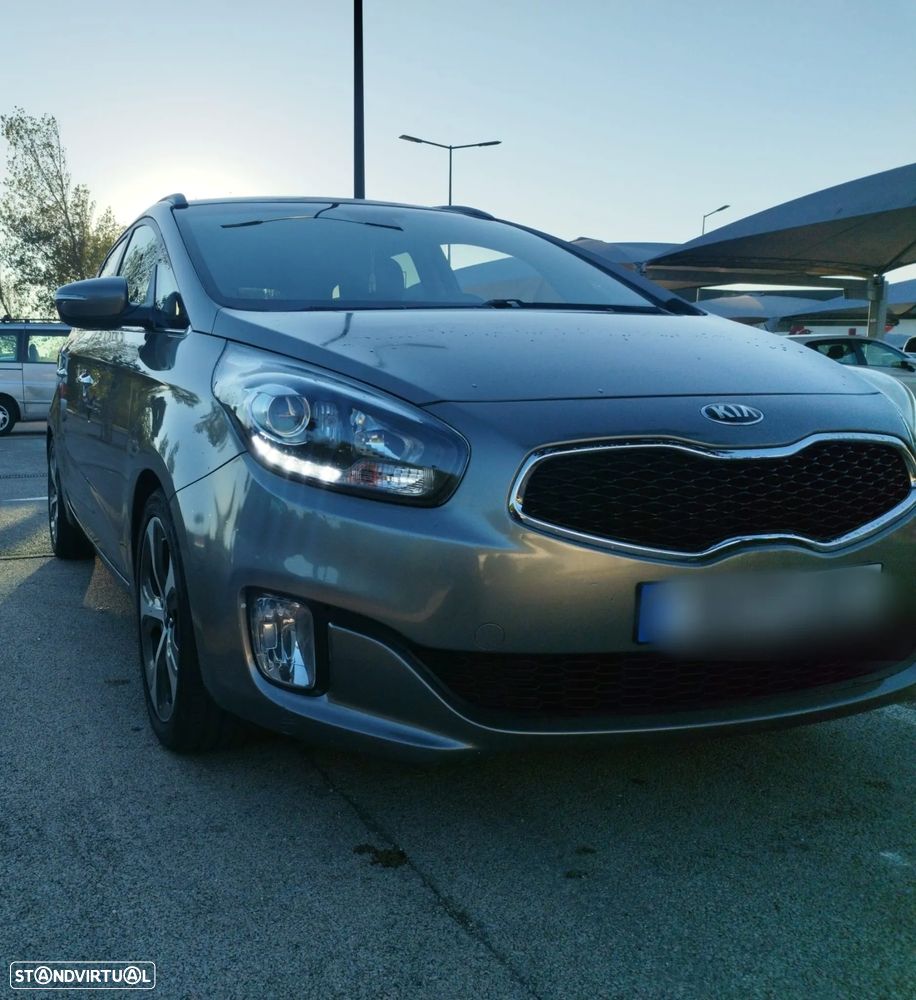 Kia Carens 1.7 CRDi ISG TX - 14