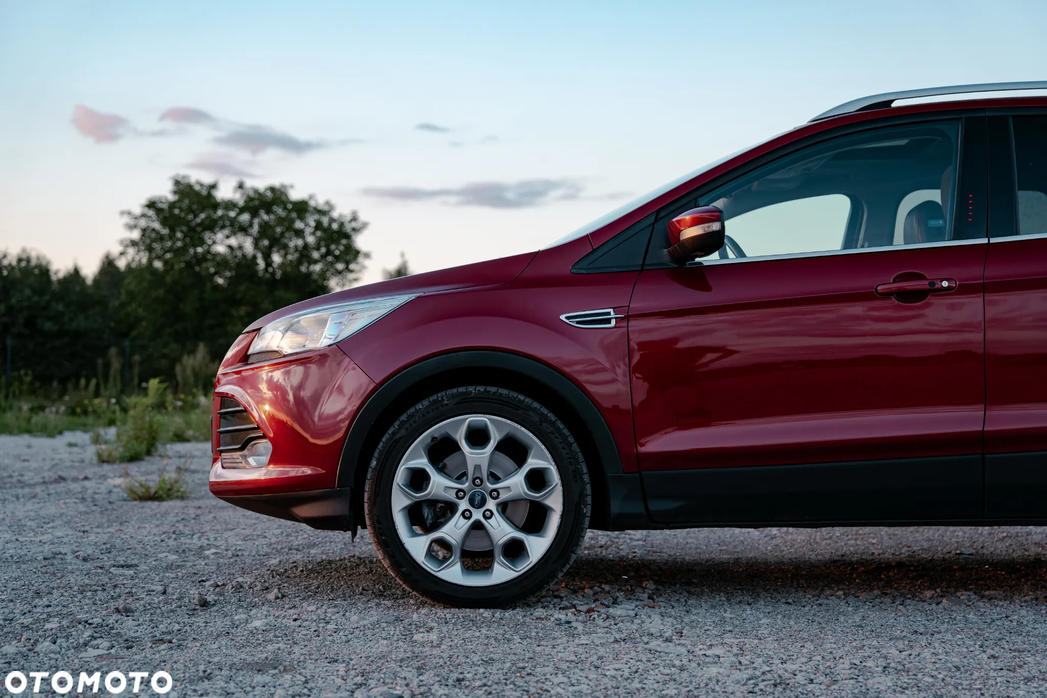 Ford Escape 2.0 EcoBoost AWD Titanium - 11
