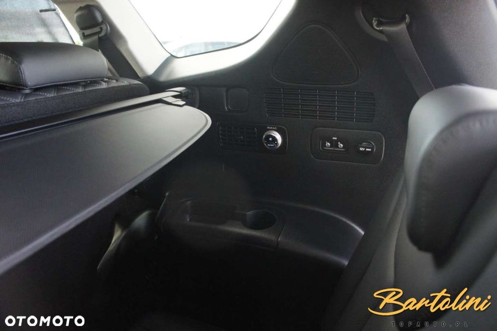 Hyundai Santa Fe - 32