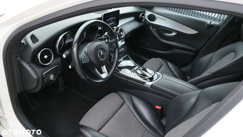 Mercedes-Benz Klasa C 200 7G-TRONIC Avantgarde - 18