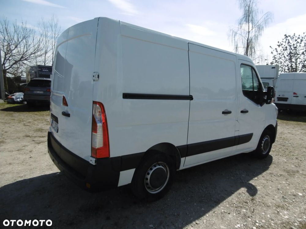 Renault Master - 3