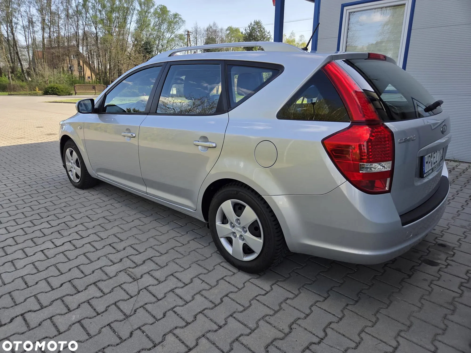 Kia Ceed - 4