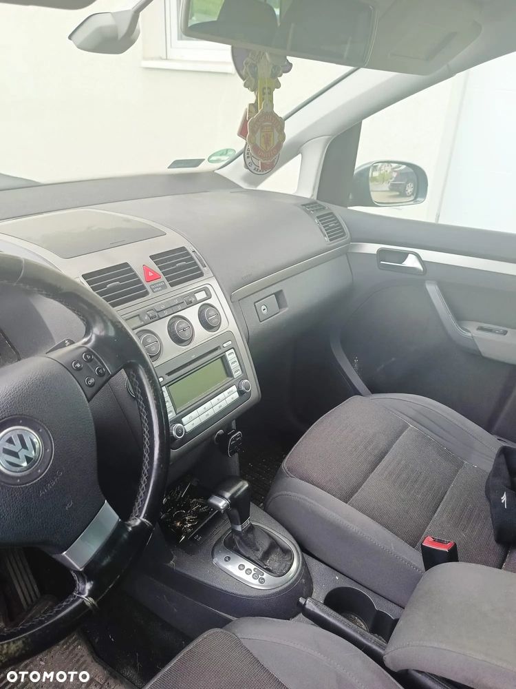 Volkswagen Touran 2.0 TDI DPF Highline DSG - 7