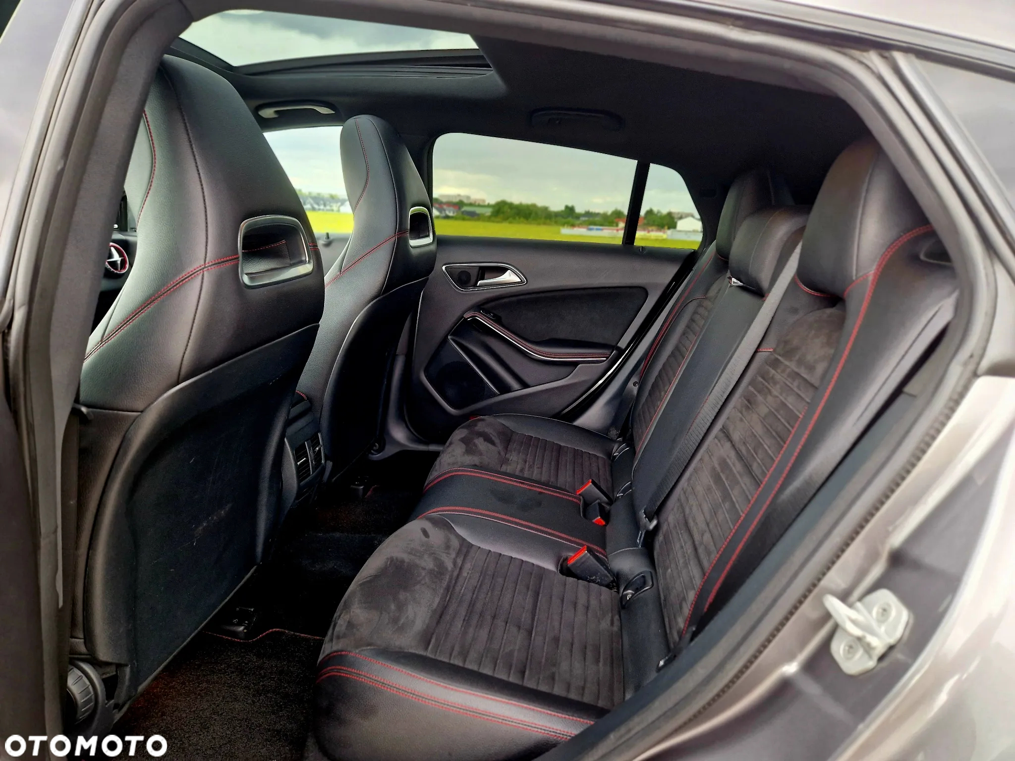 Mercedes-Benz CLA 250 4-Matic AMG Line - 7