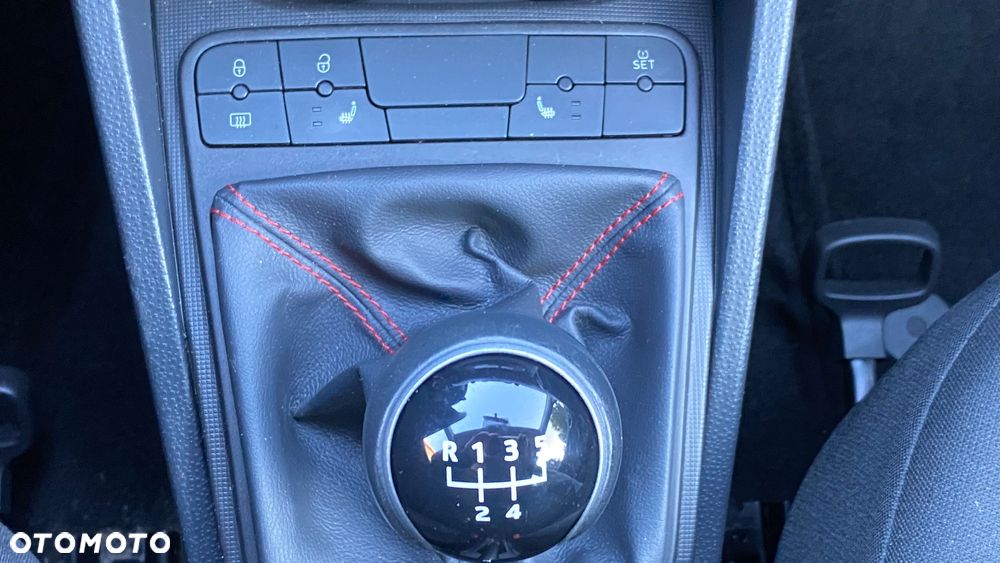 Seat Ibiza 1.2 TSI Sport - 22