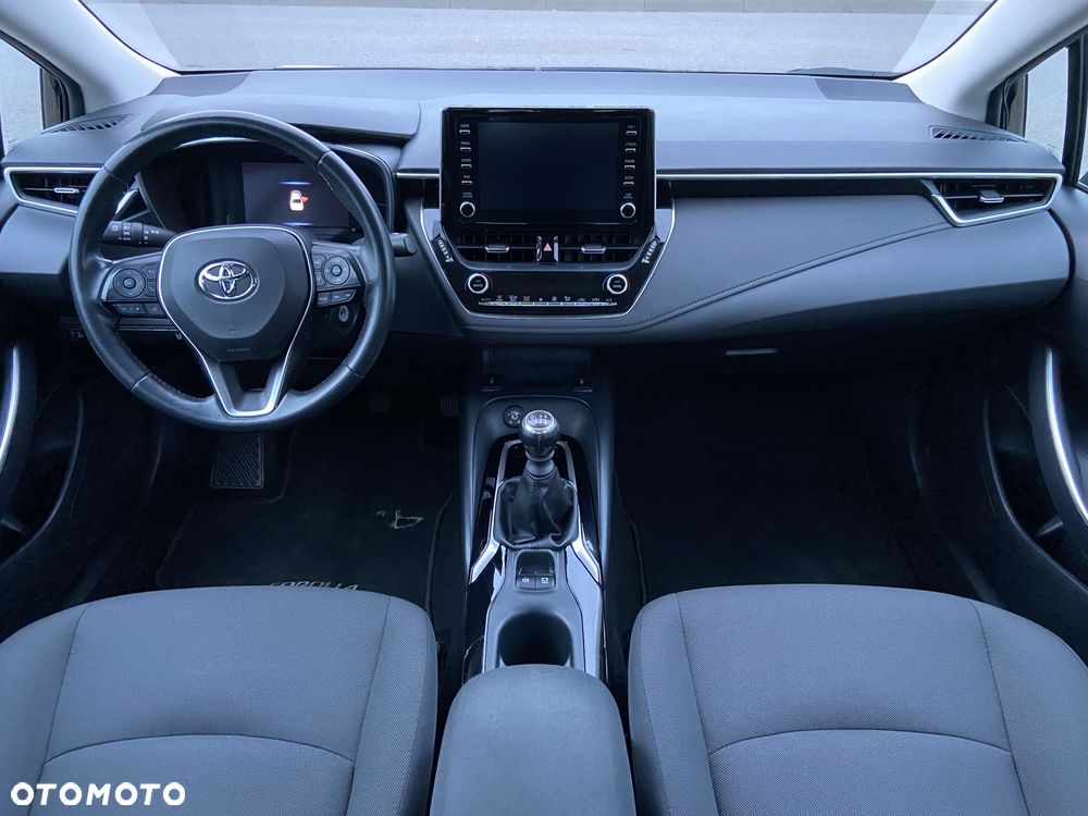 Toyota Corolla 1.5 Comfort - 23