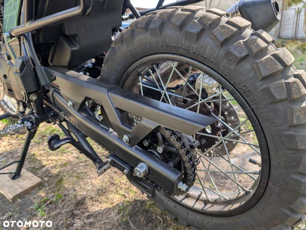 Royal Enfield Himalayan - 13