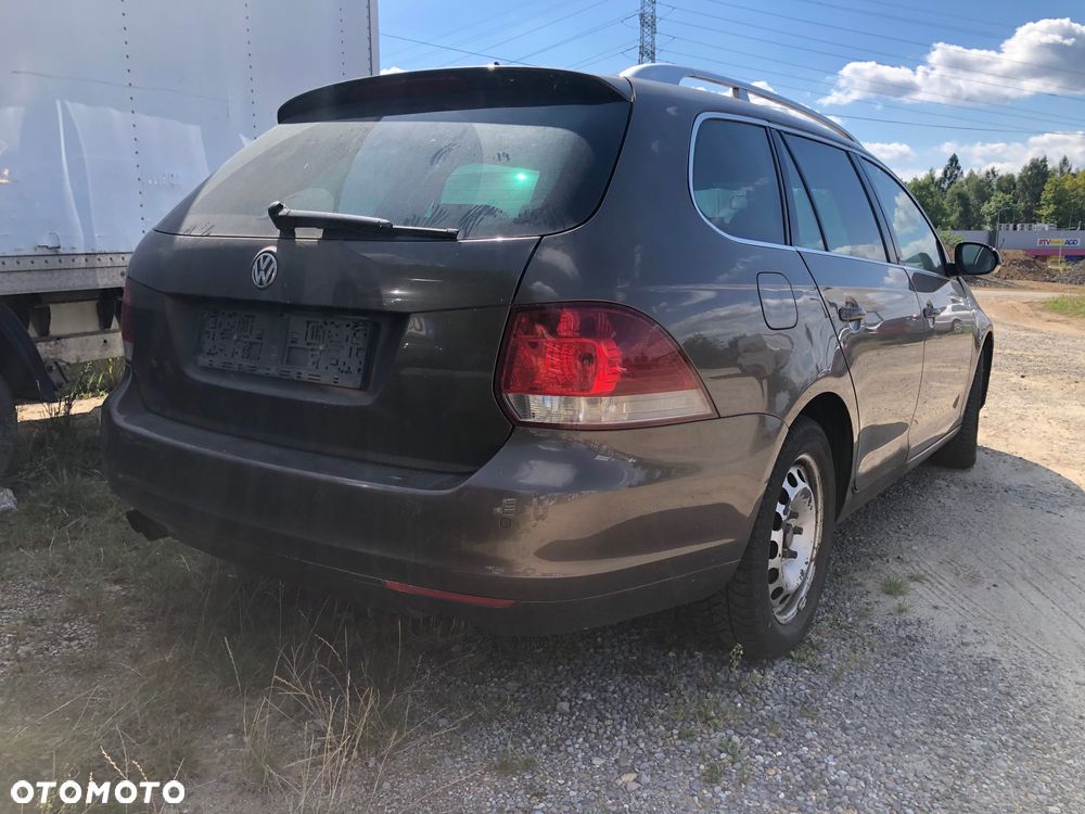 Volkswagen Golf VI 2.0 TDI Trendline - 8