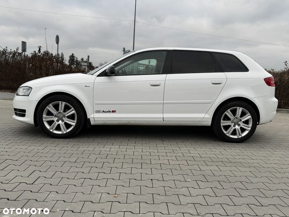 Audi A3 Sportback 1.6 TDI Attraction - 14