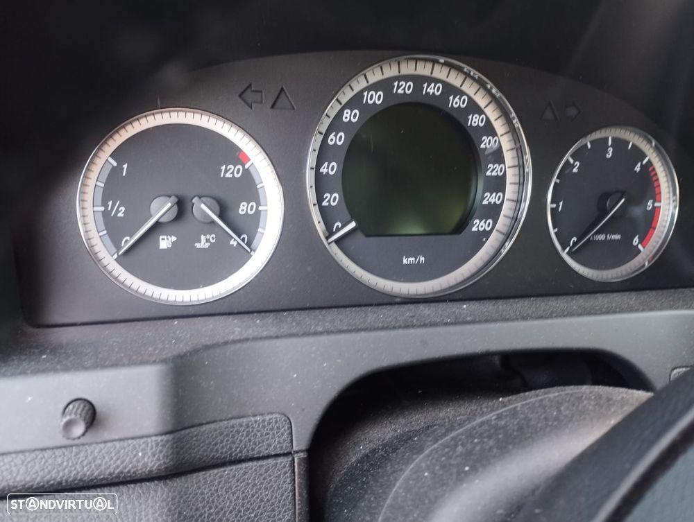 Mercedes-Benz C 220 CDi Classic BlueEfficiency - 16