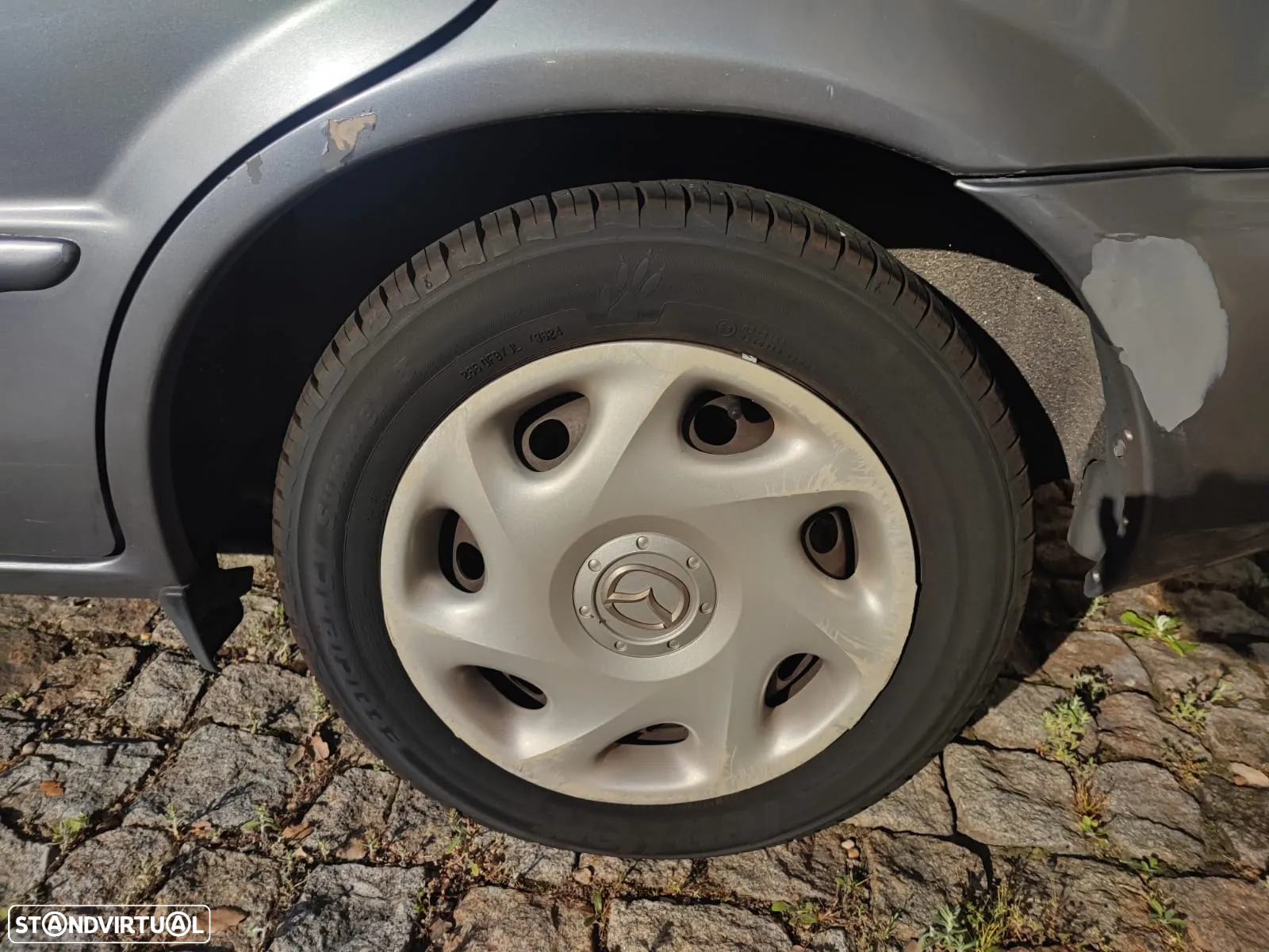Mazda 323 - 9