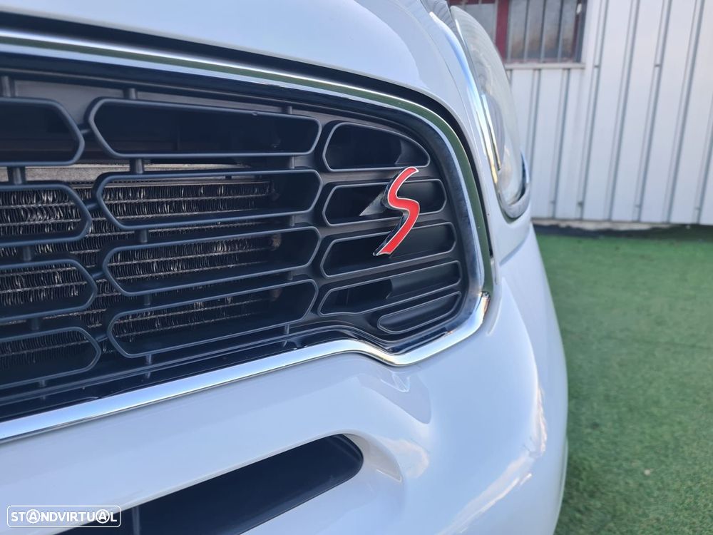 MINI Countryman Cooper SD ALL4 Auto - 14