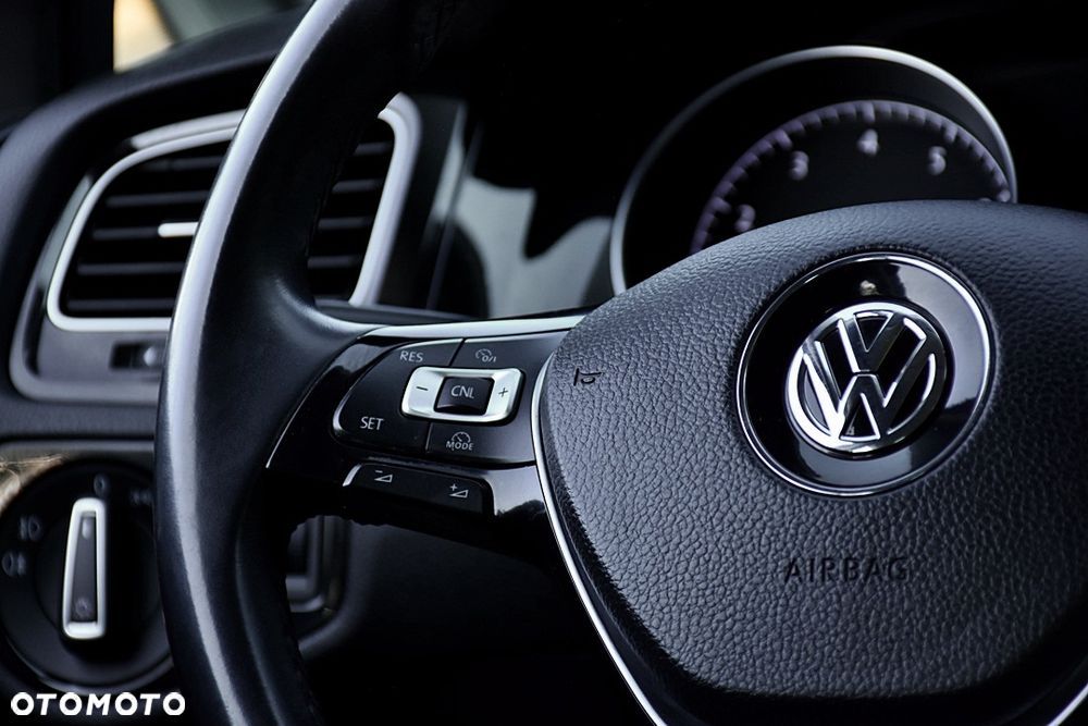 Volkswagen Golf 1.4 TSI BlueMotion Technology Allstar - 21