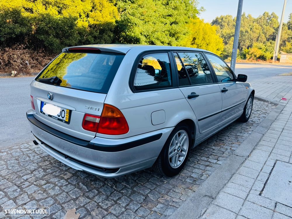 BMW 318 i Touring - 36