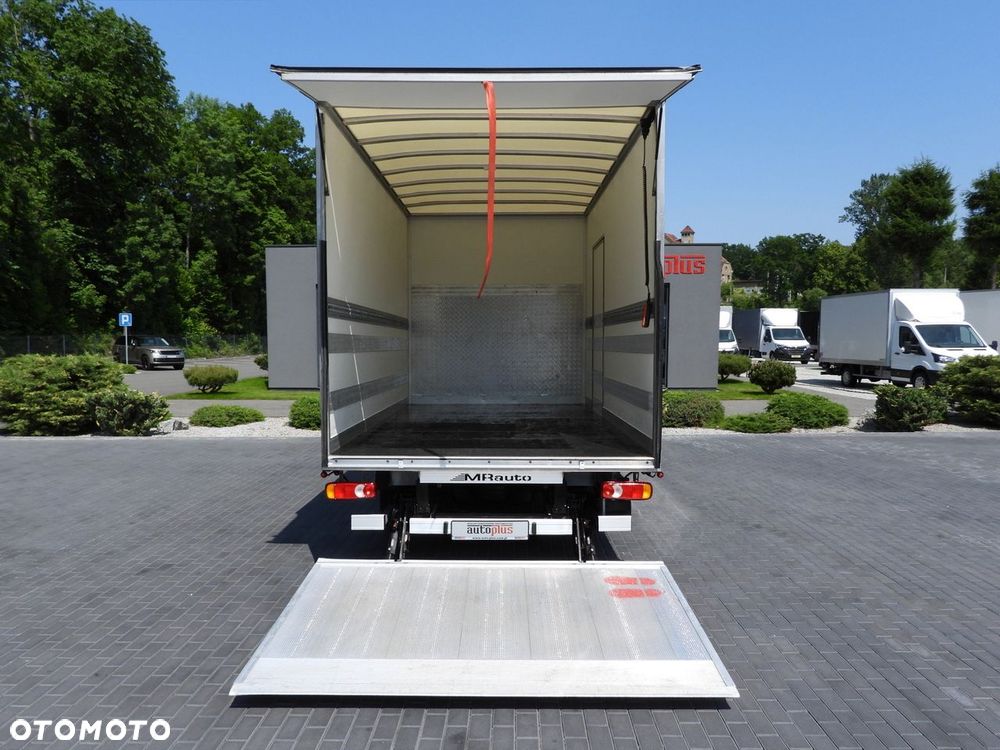 Renault MASTER  KONTENER WINDA 8 PALET TEMPOMAT LEDY KLIMATYZACJA  165KM - 13
