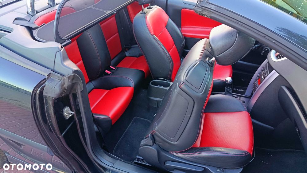 Peugeot 207 CC - 8