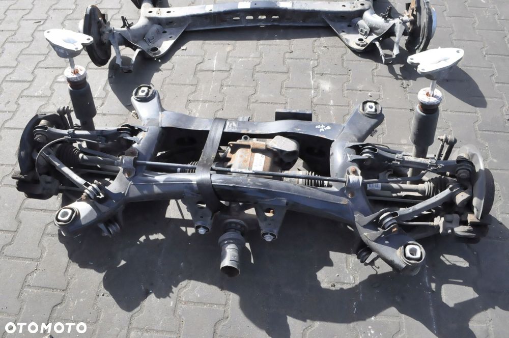 BMW F20 F21 2.0D ZAWIESZENIE BELKA TYŁ + PÓŁOSIE + MOST 7605587 2.93 - 1