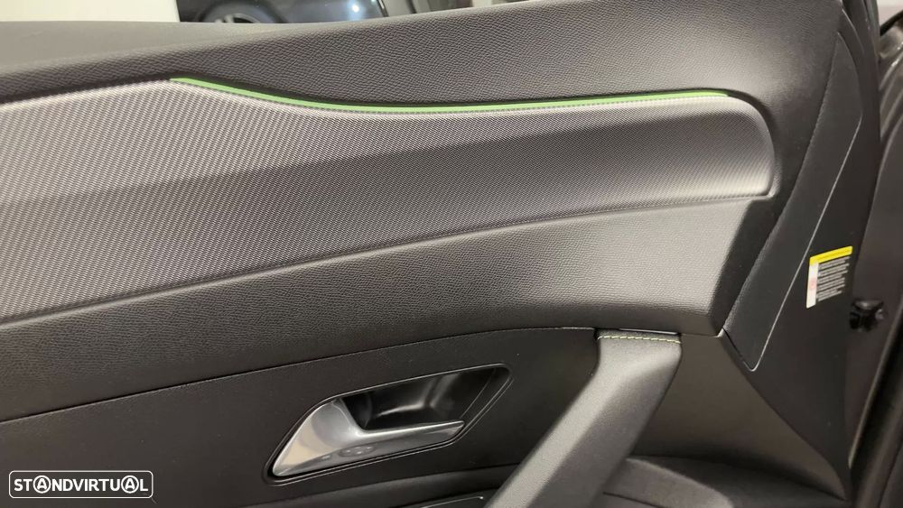 Peugeot 308 SW 1.2 PureTech GT EAT8 - 19