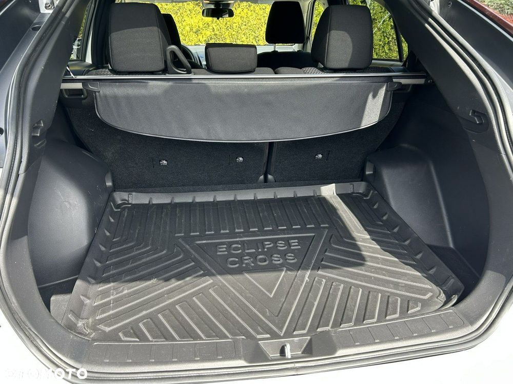 Mitsubishi Eclipse Cross - 10