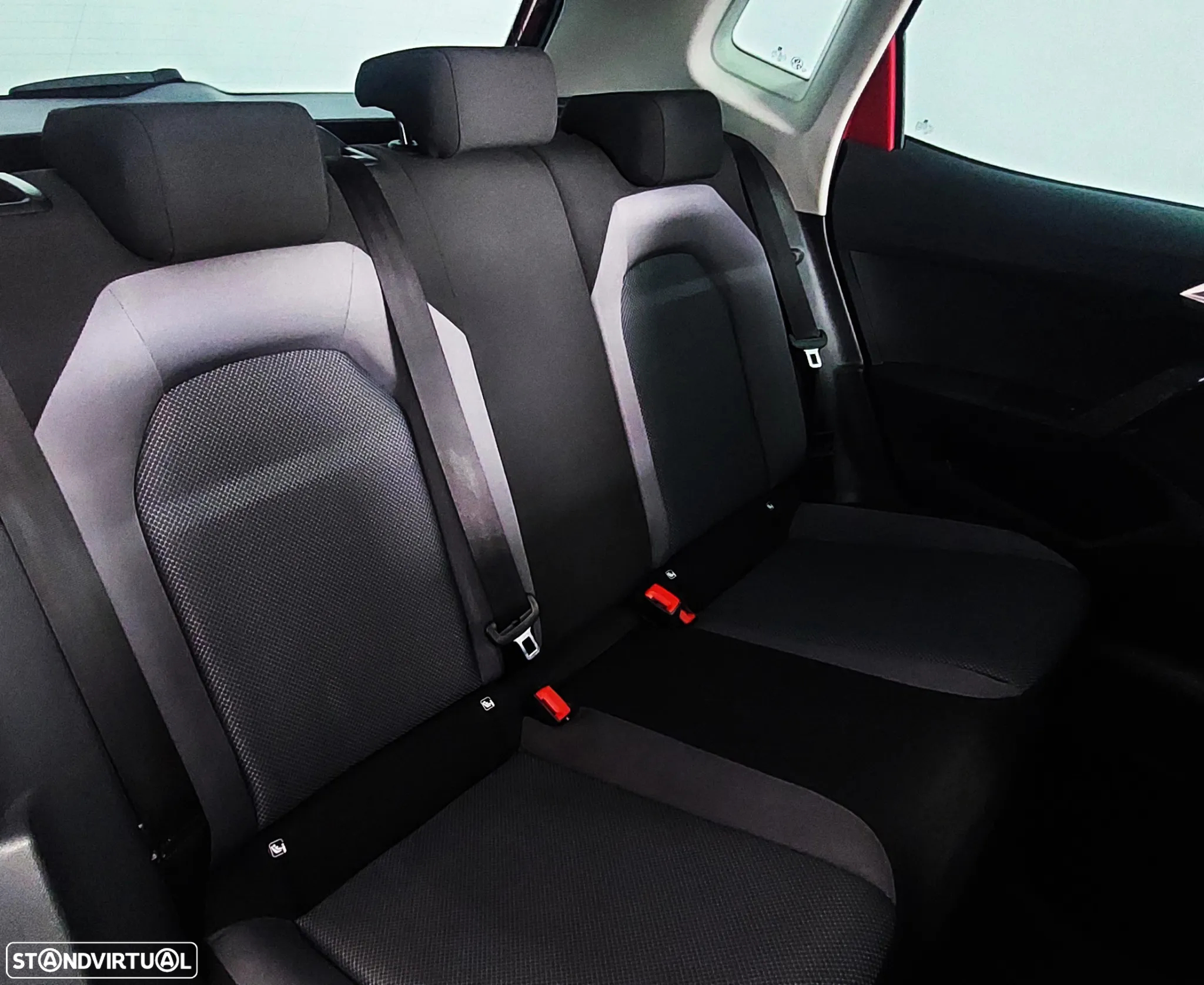 SEAT Arona 1.6 TDI Style - 11