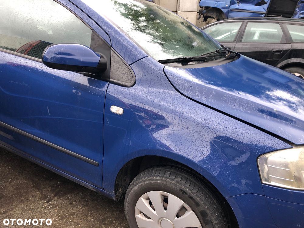 Lampa przód prawa lewa Volkswagen FOX 2007 r. - 3