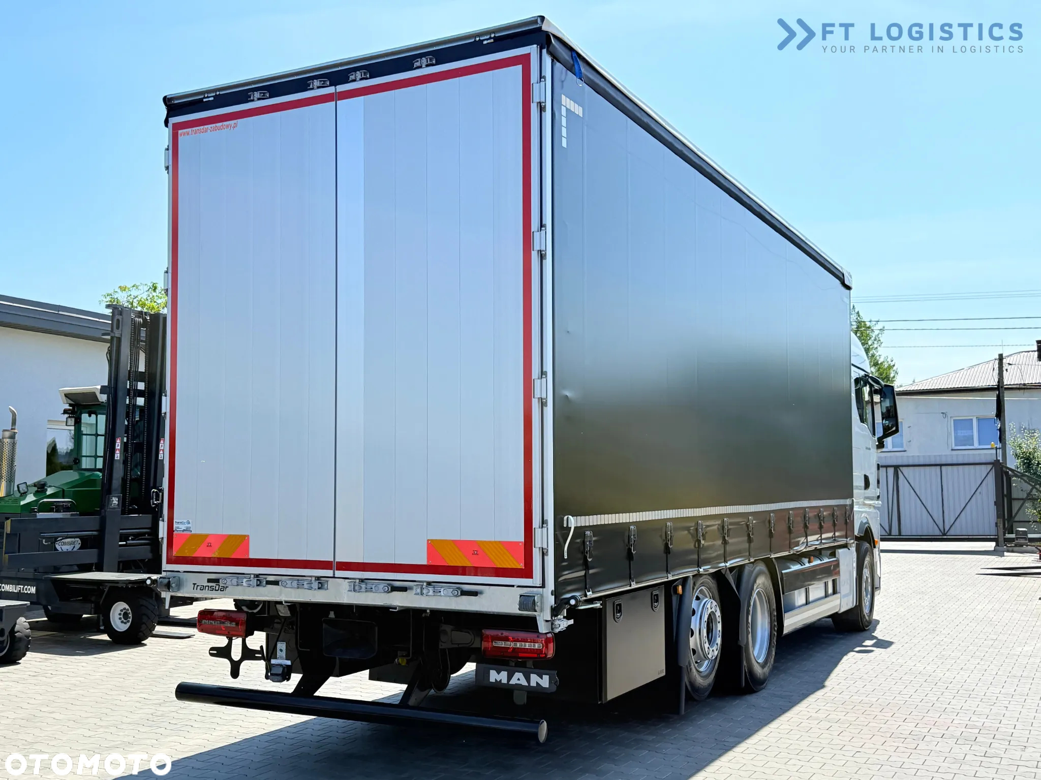 MAN TGX 26.470 / 19 PALET / OŚ SKRĘTNA / ŁADOWNOŚĆ 15 TON / RETARDER / STAN IDEALNY - 15