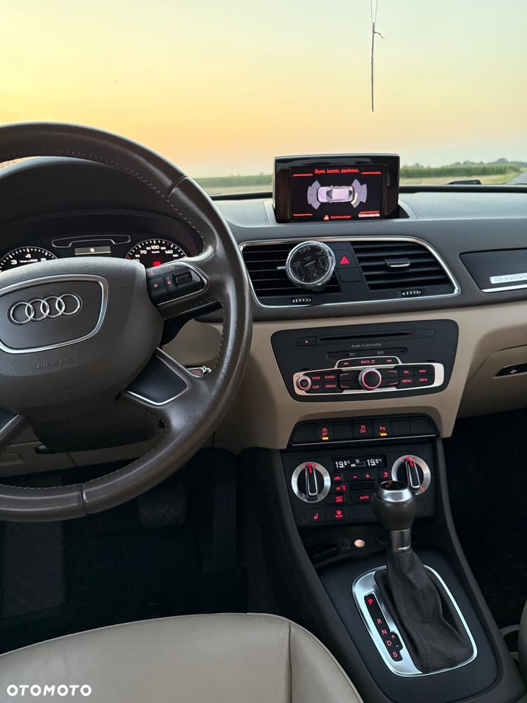 Audi Q3 2.0 TFSI Quattro S tronic - 24