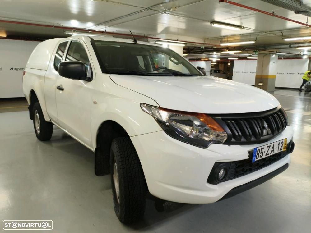 Mitsubishi L200 2.4 DI-D Club Invite 4WD - 2