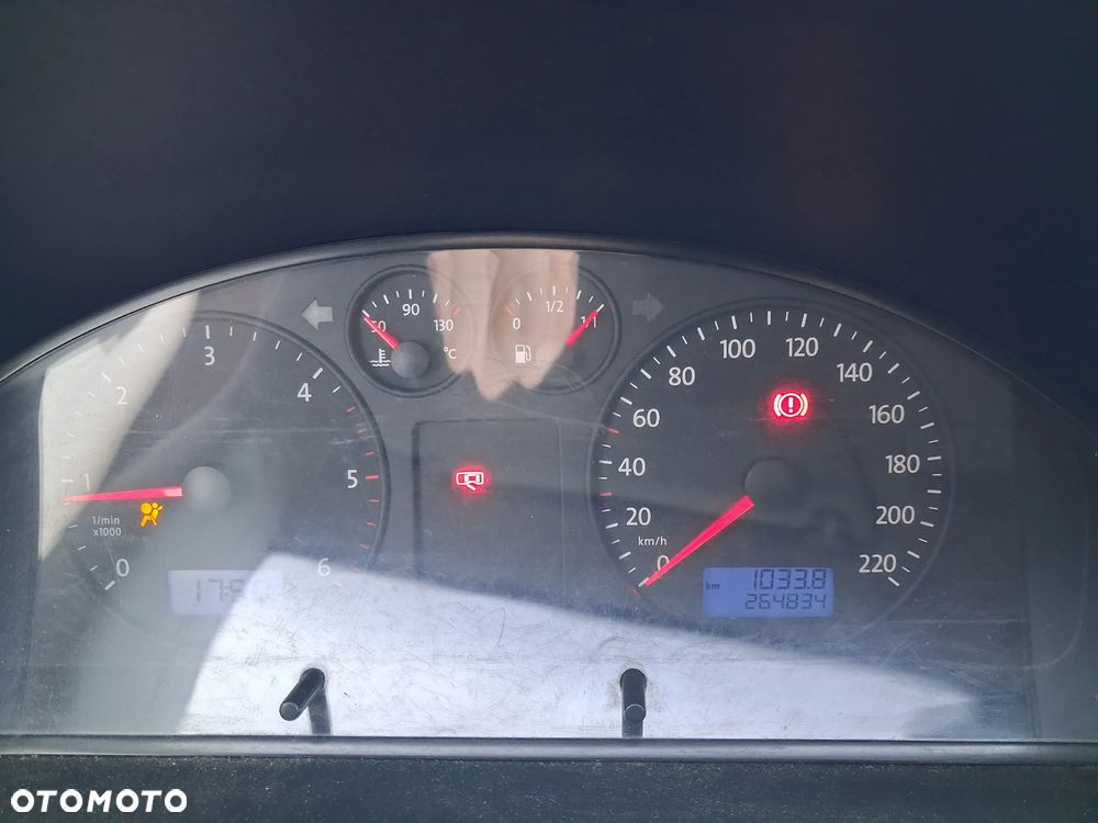 Volkswagen Transporter - 9