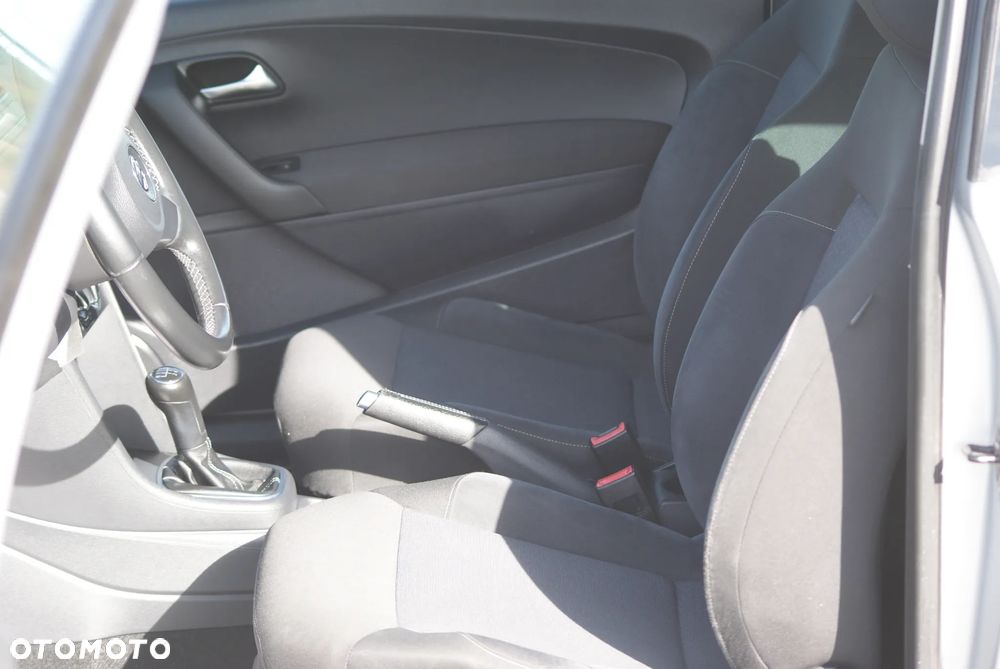 Volkswagen Polo 1.2 Style - 11