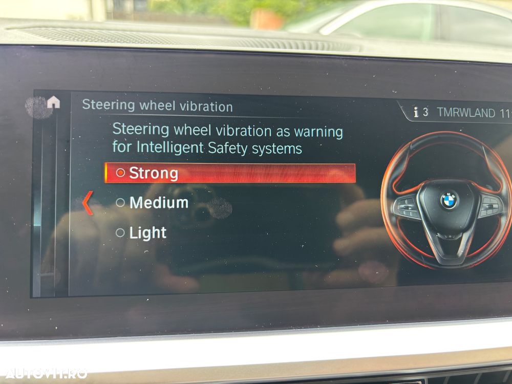 BMW Seria 3 318d MHEV - 23