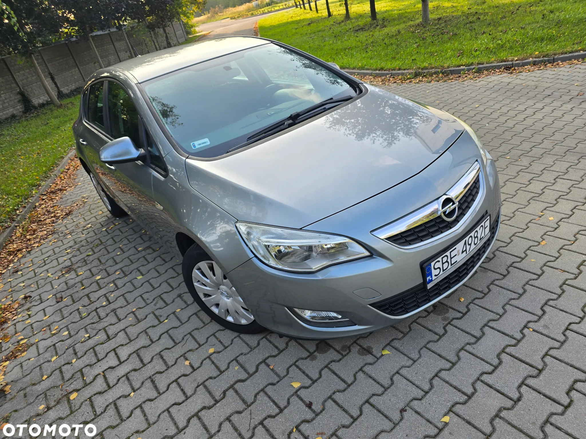 Opel Astra 1.4 EcoFLEX 150 Jahre - 26