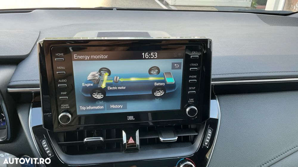 Toyota Corolla 2.0 HSD Exclusive Plus GR Sport Bi-Tone - 28
