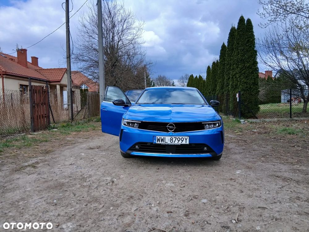 Opel Astra 1.2 Turbo Automatik Business Elegance - 4