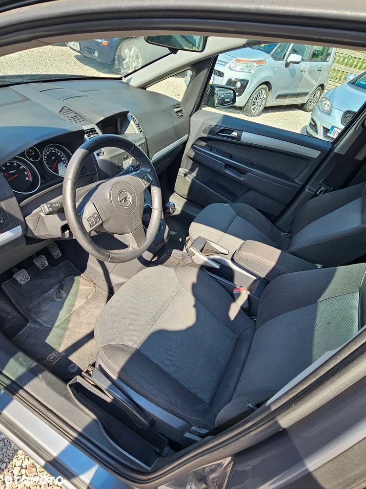 Opel Zafira 1.8 Elegance - 20