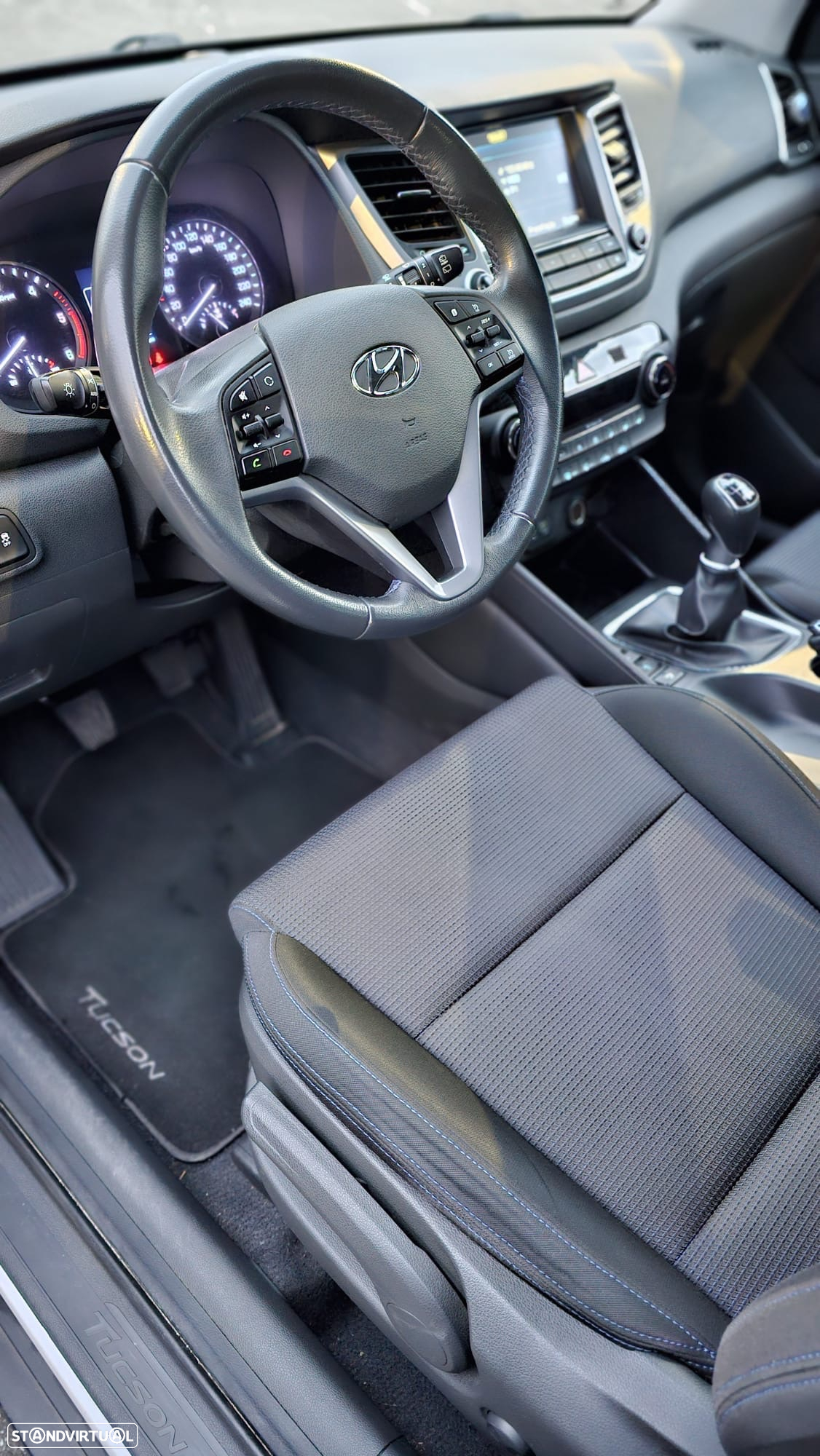 Hyundai Tucson 1.7 CRDi Executive - 10