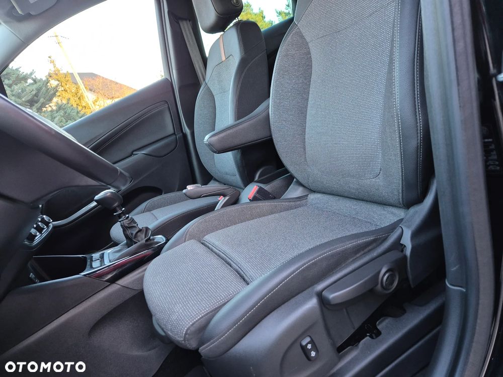 Opel Crossland X - 9