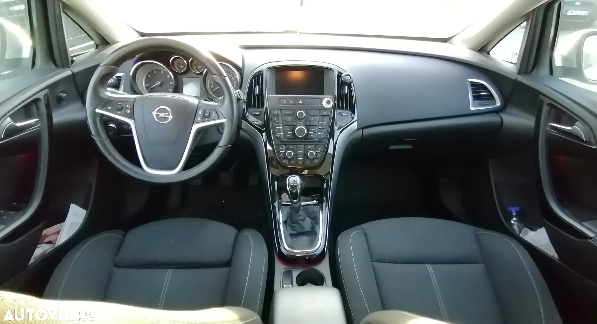 Opel Astra - 8