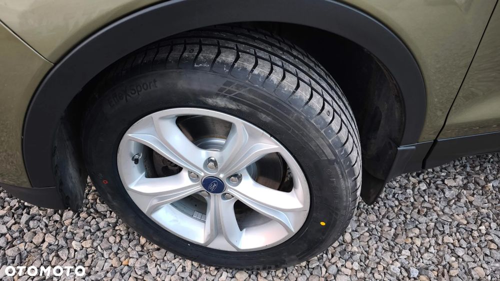 Ford Kuga 2.0 TDCi 4x4 Titanium - 20