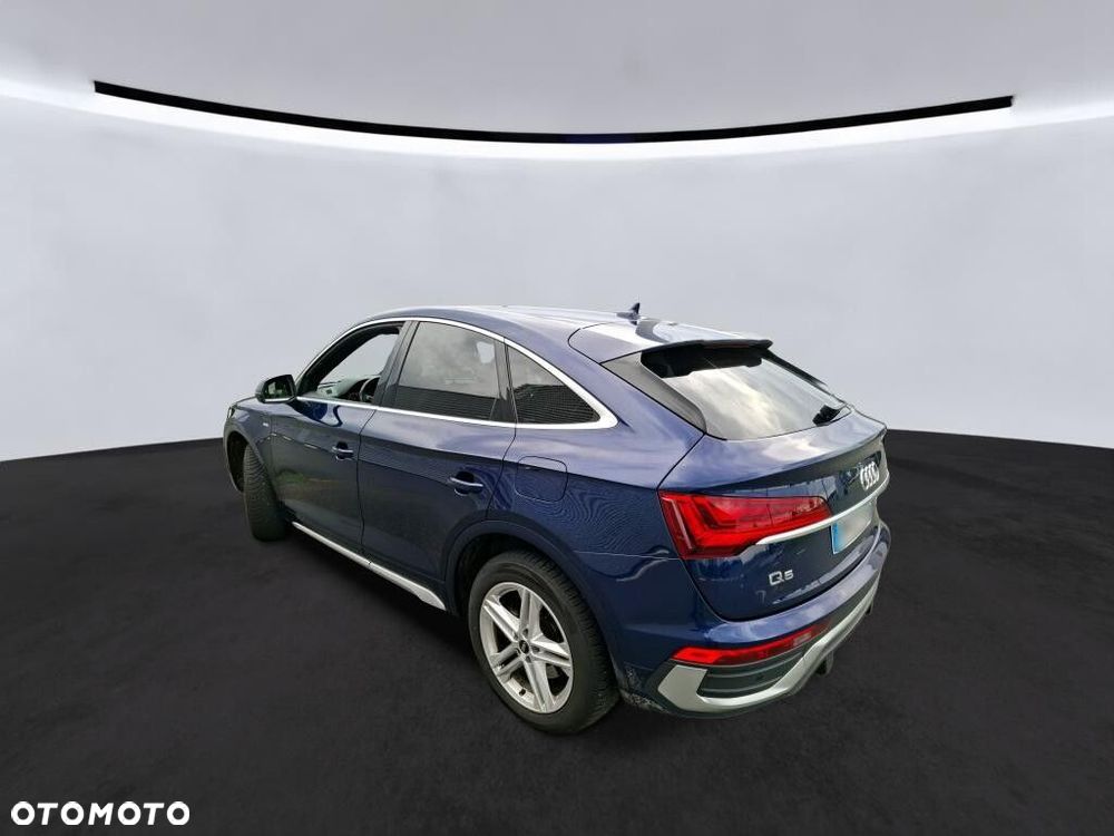Audi Q5 Sportback - 3