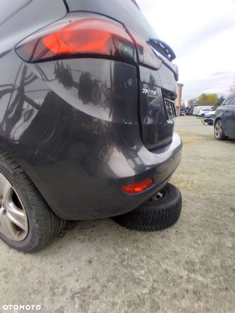 Opel ZAFIRA C Zderzak Tył Kolor. Z190 - 3