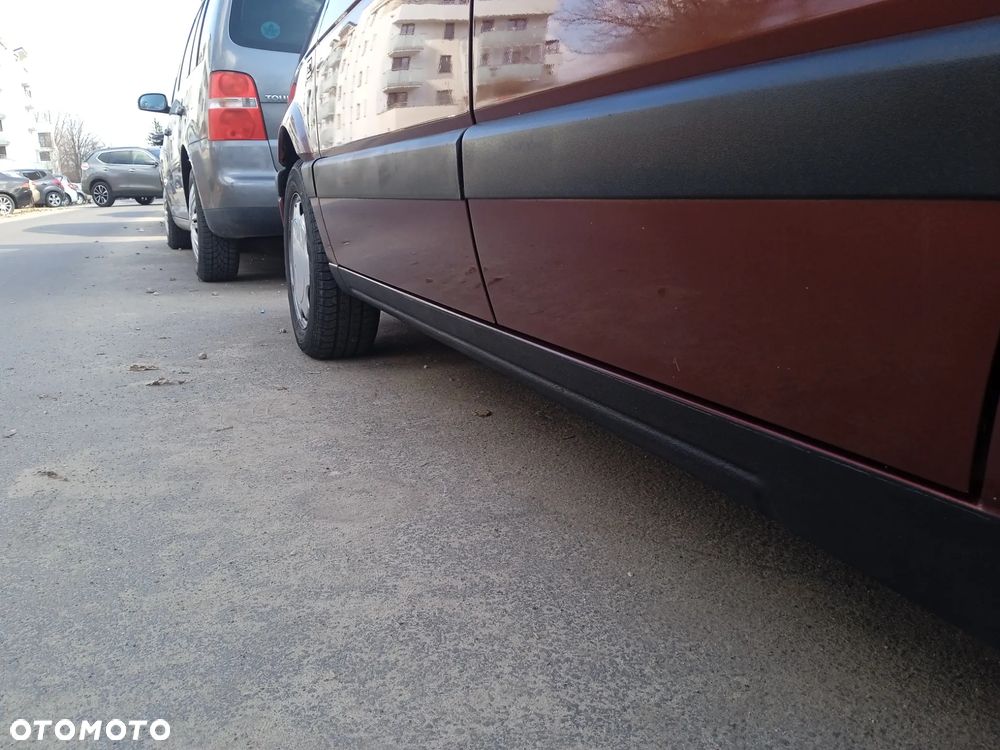 Volkswagen Passat 2.0 GL - 28