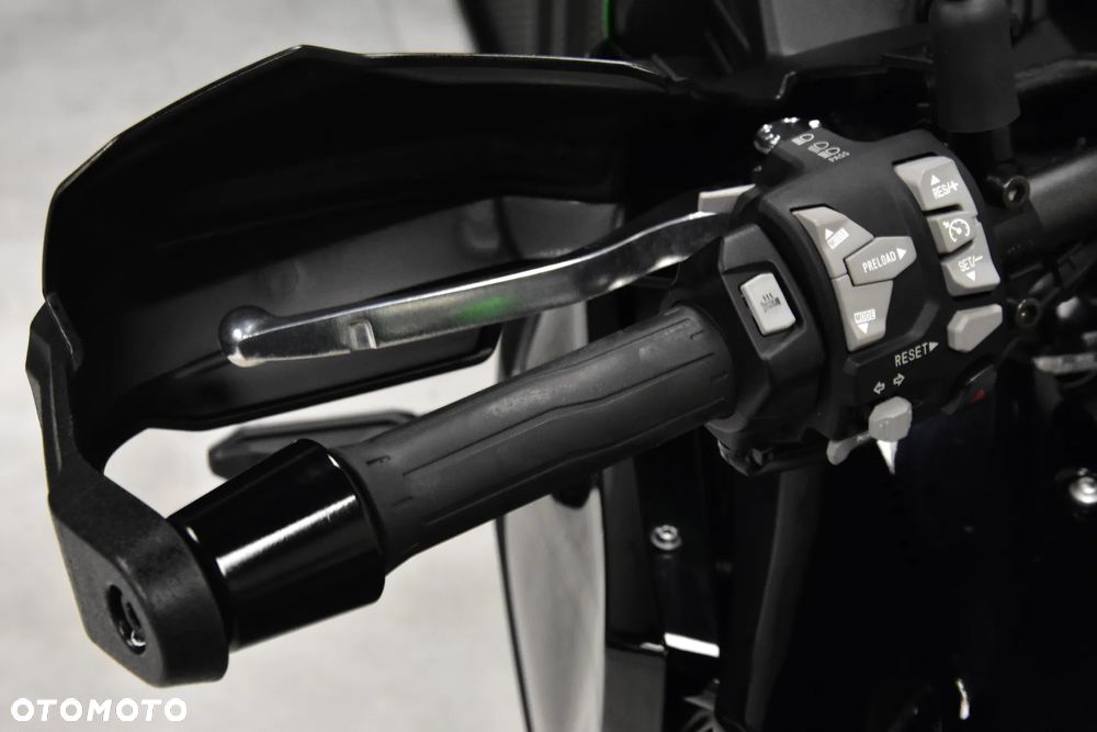 Kawasaki Versys 1000 - 24
