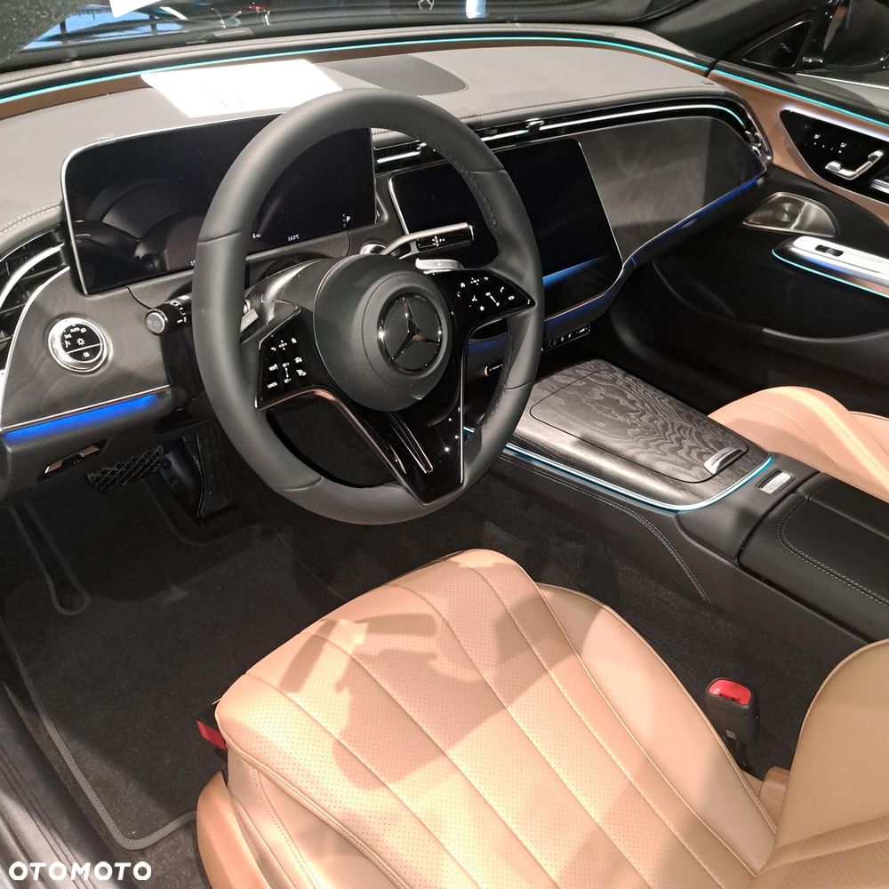 Mercedes-Benz E-Class 2024 photo 5