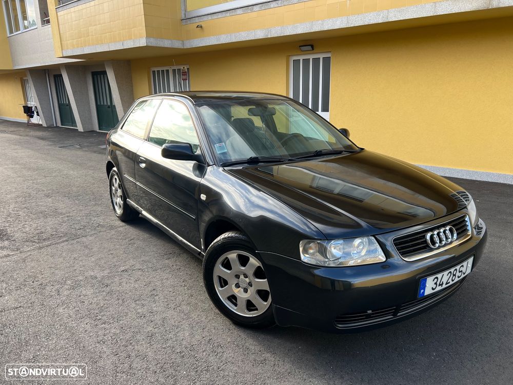 Audi A3 1.6 Ambiente - 1
