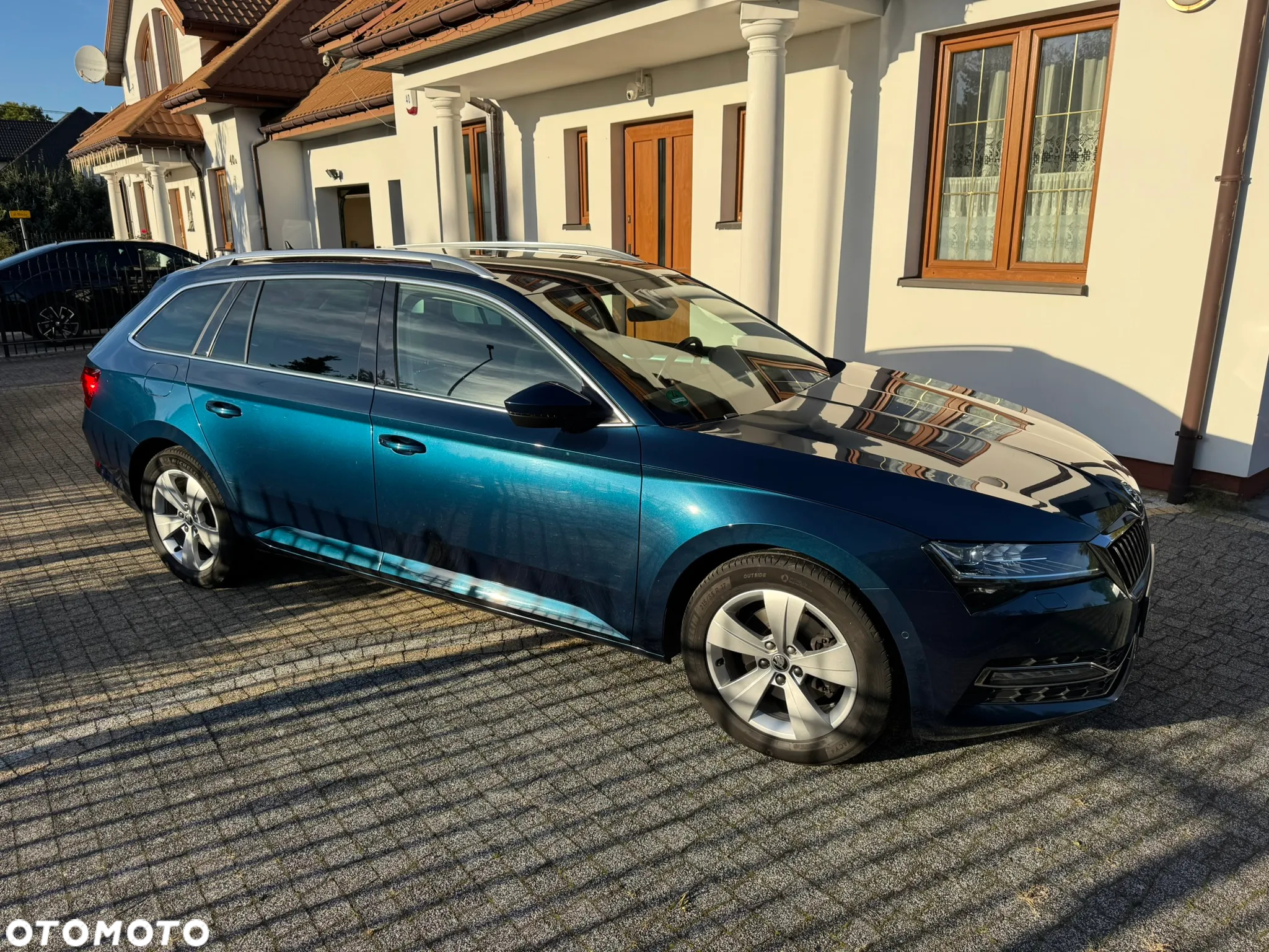 Skoda Superb 2.0 TDI SCR Style DSG - 2