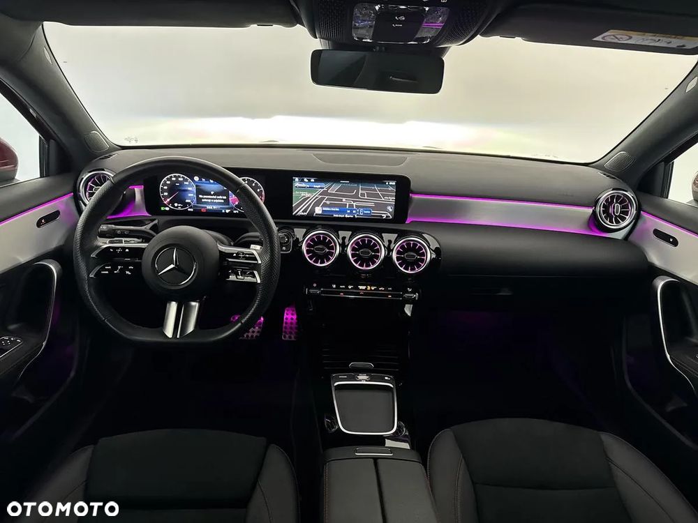 Mercedes-Benz Klasa A 200 AMG Line 7G-DCT - 22