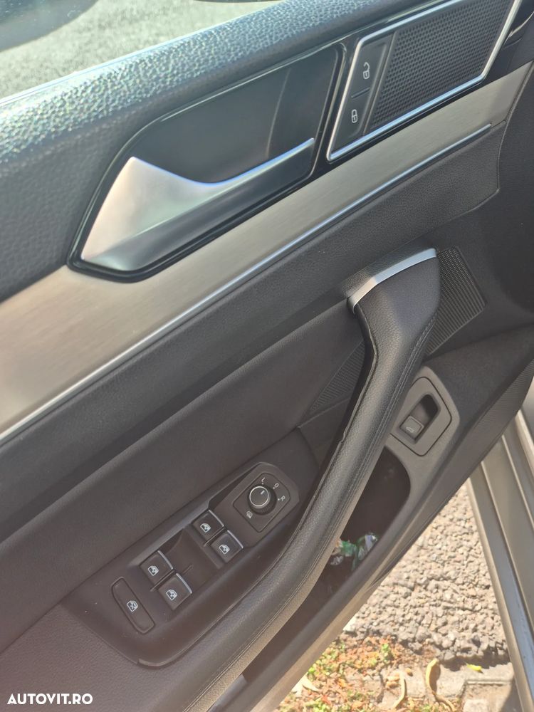 Volkswagen Passat - 9