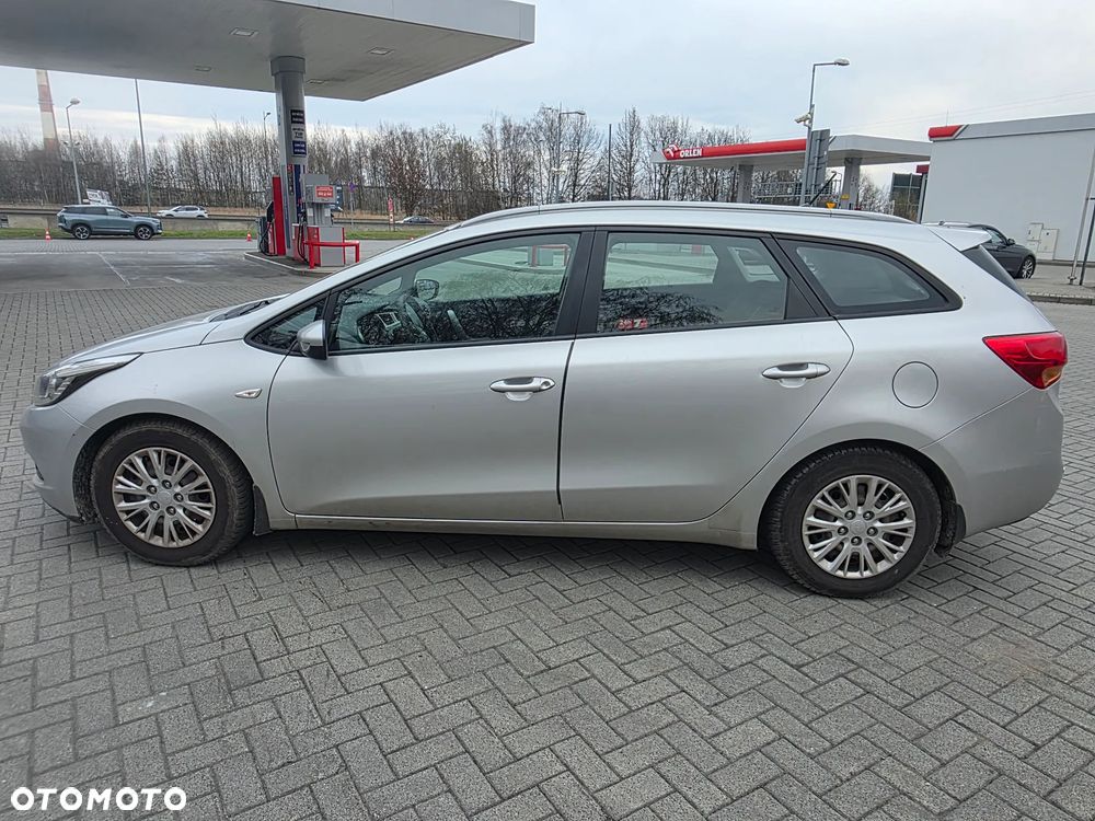 Kia Ceed 1.6 CRDi S - 1