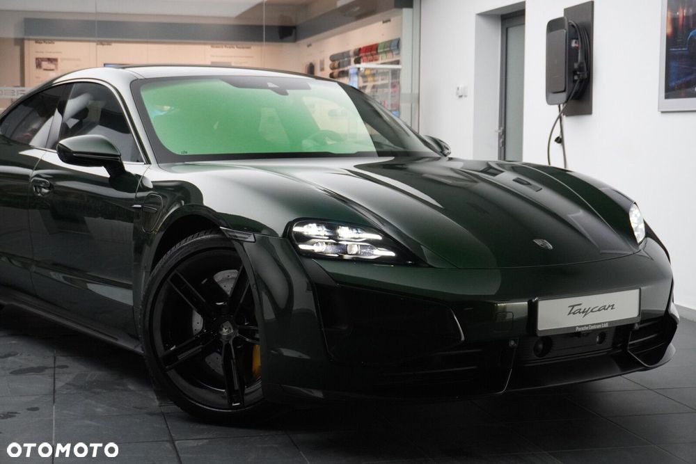 Porsche Taycan Turbo S - 3